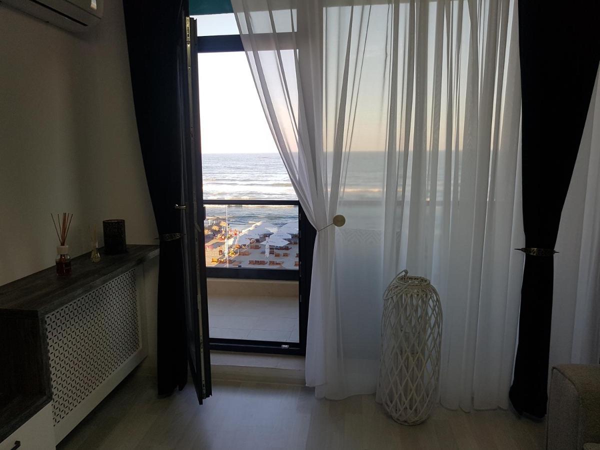 Panoramis Promenada-Larisa Apartment นาโวดาริ ภายนอก รูปภาพ